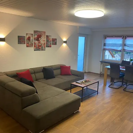 Ferienwohnung Nuss Аннвайлер-ам-Трифельс Экстерьер фото
